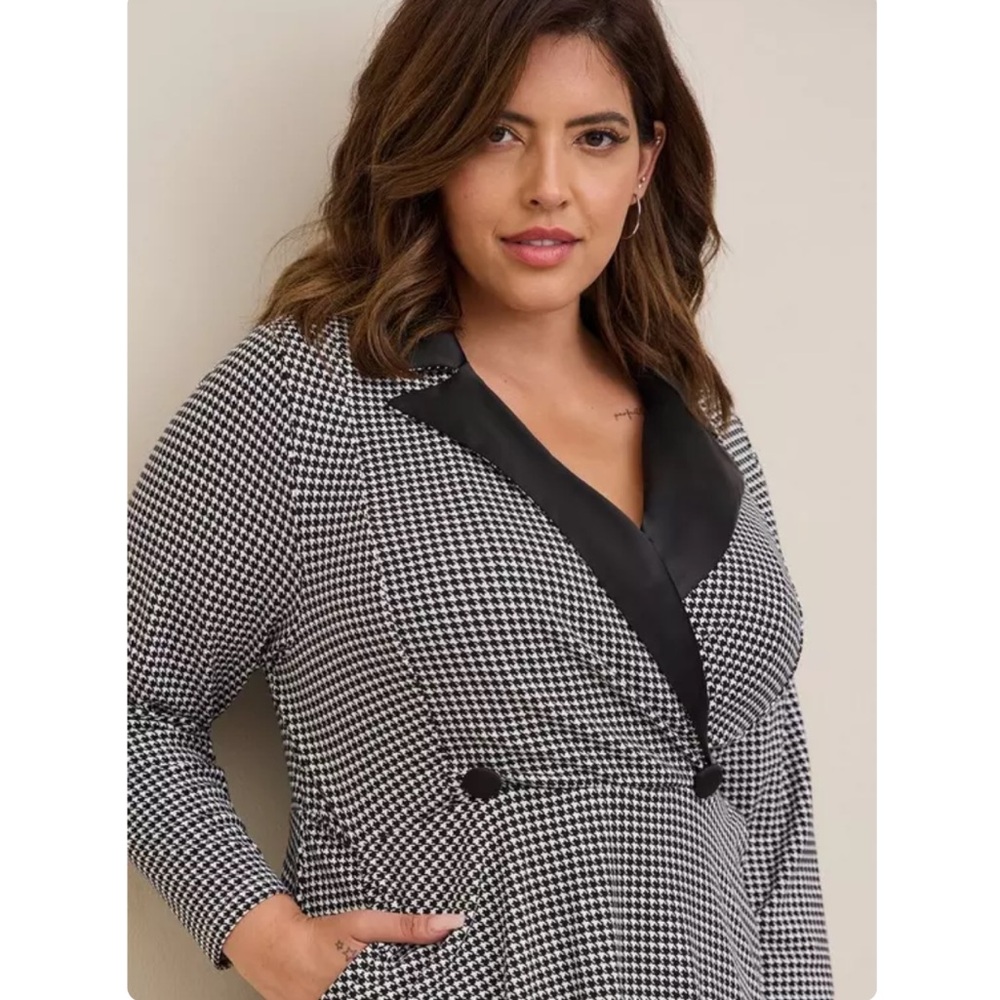 Torrid 22 Mini Stretch Satin Tuxedo Dress - Picture 4 of 11